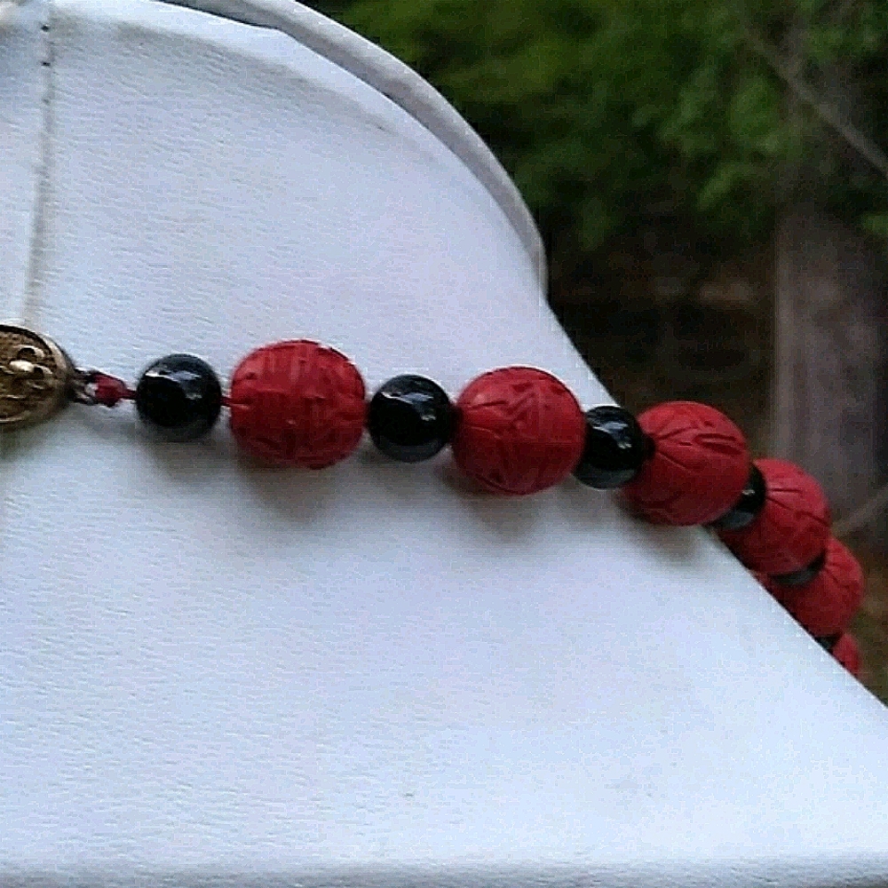 *UNSIGNED BOOK PC* c'70s Carved Chinese Longevity Bead Necklace - Picture 9 of 13